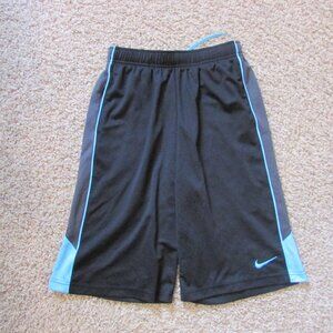 NWOT Nike Dri Fit XL Black Aqua Trim Basketball Pull On Athletic Shorts Long Leg